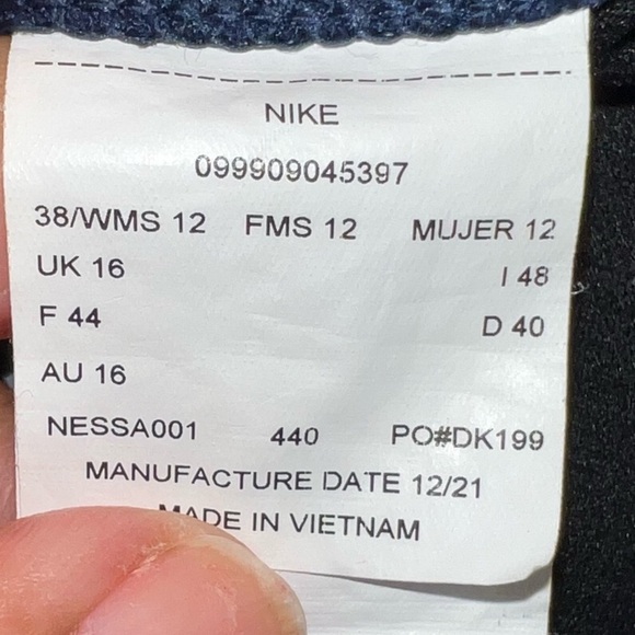 Nike HydraStrong Racerback One-Piece Swimsuit  in Midnight Navy Size 12 - Picture 5 of 11